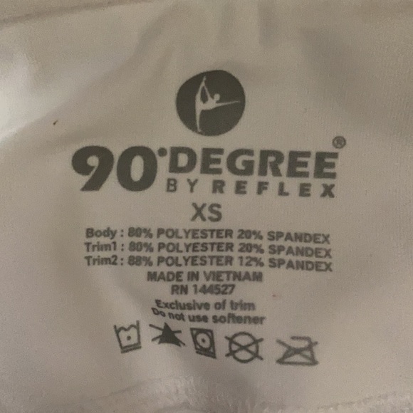 90 Degree Leggings - Picture 2 of 2